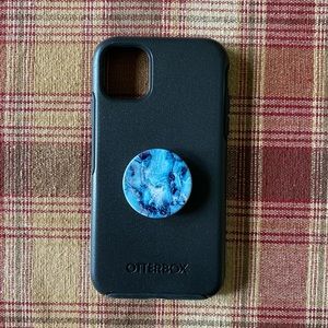 iPhone 11 Otterbox Symmetry Case with Popsocket